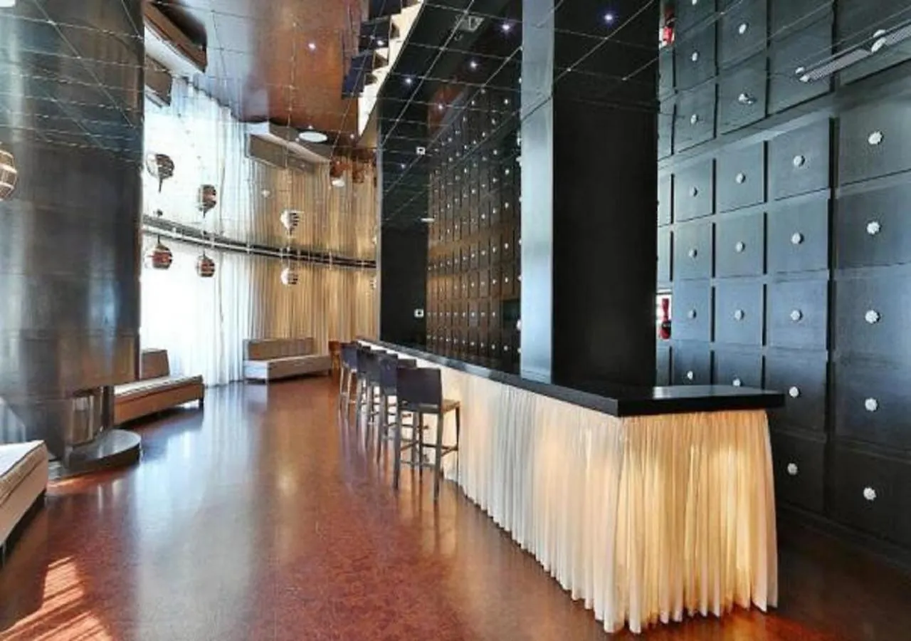 Micasa Suites - Stylish Condo In The Heart Of Downtown Toronto Canada
