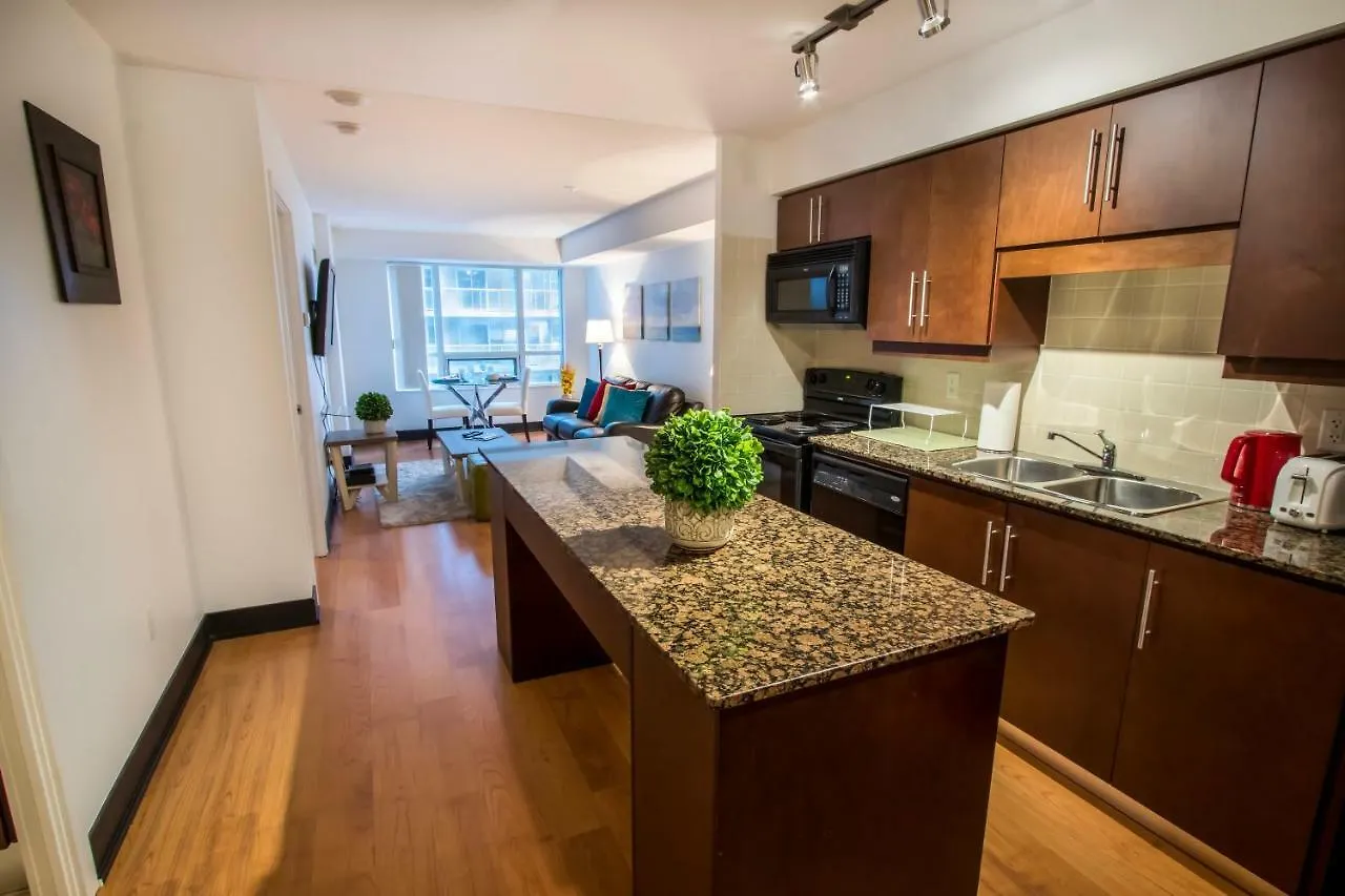 Apartment Micasa Suites - Stylish Condo In The Heart Of Downtown Toronto Canada